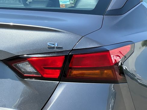 Used 2019 Nissan Altima 2.5 SL FWD image 32