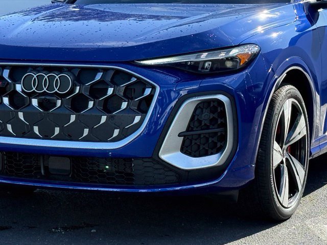 New 2026 Audi SQ5 Premium Plus AWD/4WD image 2
