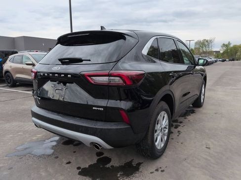 Certified 2023 Ford Escape Active AWD/4WD image 14