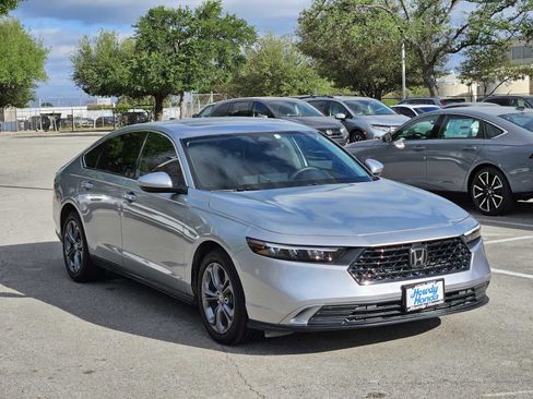 Used 2024 Honda Accord EX image 3