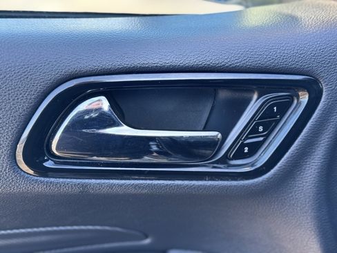 Used 2023 Dodge Durango GT image 24