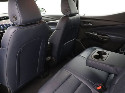 Used 2023 Chevrolet Bolt EUV LT w/ Convenience Package image 12