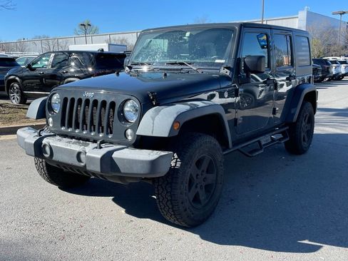 Used 2018 Jeep Wrangler Unlimited Sport S image 3