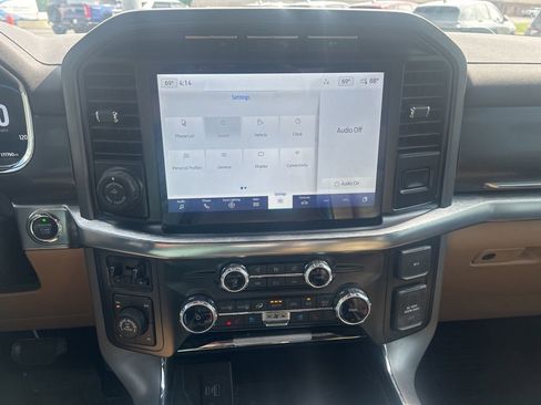 Used 2022 Ford F150 Lariat AWD/4WD image 13