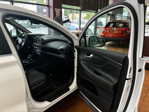 Used 2019 Hyundai Santa Fe SE FWD image 26