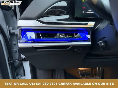 Used 2025 BMW 740i xDrive image 17