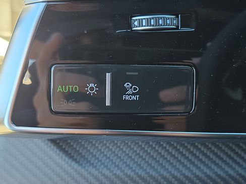 New 2026 Audi SQ8 Prestige AWD/4WD image 26