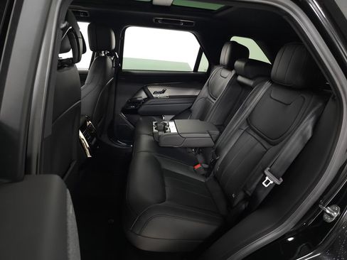 Used 2026 Land Rover Range Rover Sport SE AWD/4WD image 31