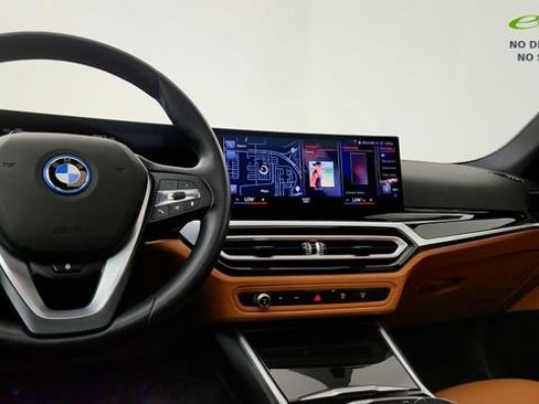 Used 2023 BMW i4 eDrive35 w/ Premium Package RWD image 63
