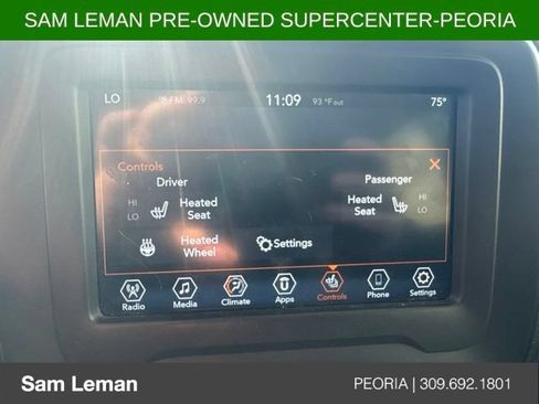 Used 2020 Jeep Renegade Latitude w/ Cold Weather Group AWD/4WD image 8