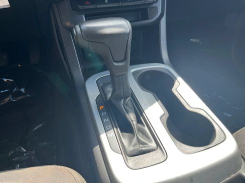 Used 2015 Chevrolet Colorado LT RWD image 18