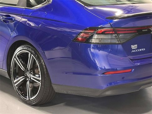 Certified 2023 Honda Accord Sport image 11