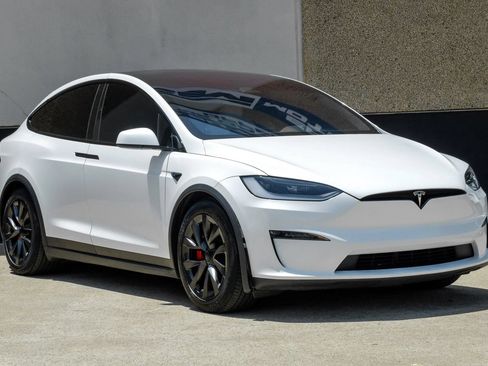 Used 2024 Tesla Model X Plaid AWD/4WD image 8