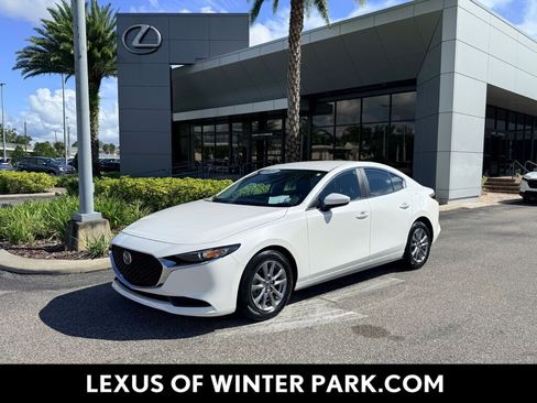 Used 2021 MAZDA MAZDA3 s image 1