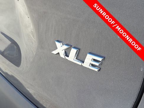 Used 2020 Toyota RAV4 XLE image 8