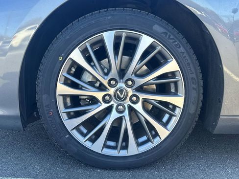 Used 2019 Lexus ES 350 w/ Premium Package image 15