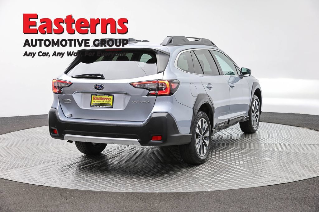 Used 2023 Subaru Outback Limited AWD/4WD image 5