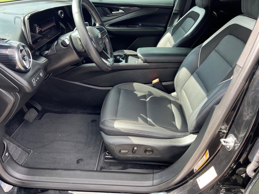 Used 2024 Chevrolet Blazer EV LT AWD/4WD image 10