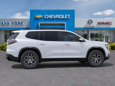 New 2026 GMC Acadia AT4 w/ Luxury Package AWD/4WD image 5