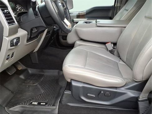 Used 2020 Ford F150 Lariat image 11