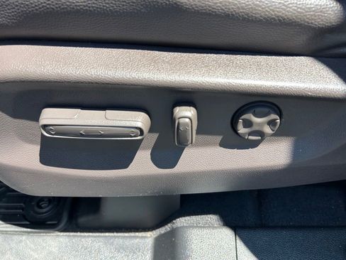 Used 2018 Honda Odyssey EX-L image 52
