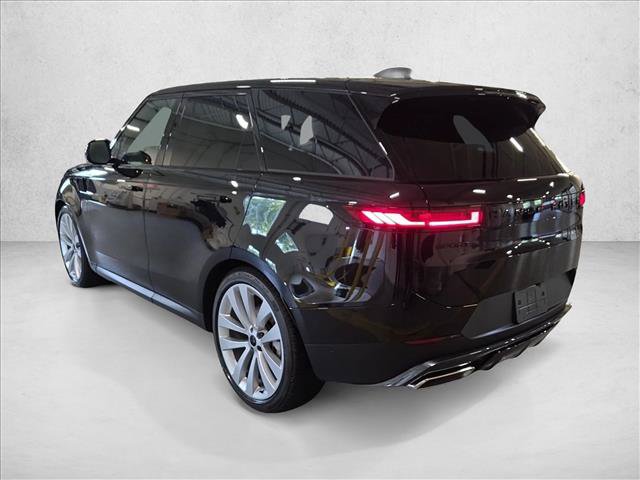 New 2027 Land Rover Range Rover Sport SE AWD/4WD image 7