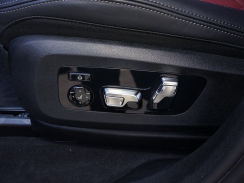 Used 2025 BMW X6 xDrive40i image 29