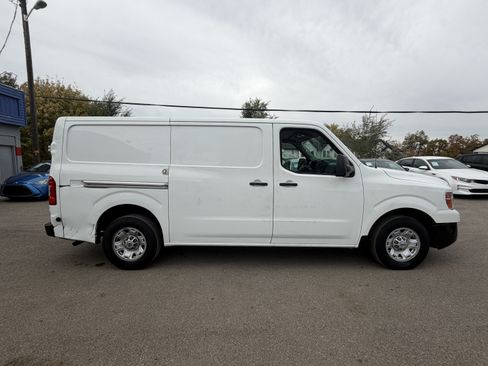 Used 2016 Nissan NV 1500 SV w/ Technology Package RWD image 8