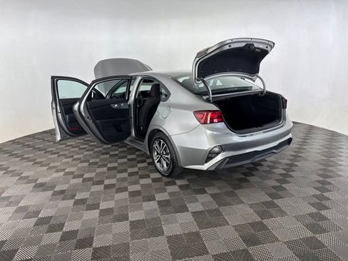 Certified 2023 Kia Forte LXS FWD image 18
