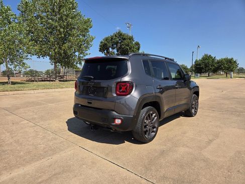 Used 2021 Jeep Renegade Latitude w/ Sun & Sound Group AWD/4WD image 26
