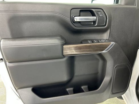 Used 2019 Chevrolet Silverado 1500 LT w/ All-Star Edition image 12