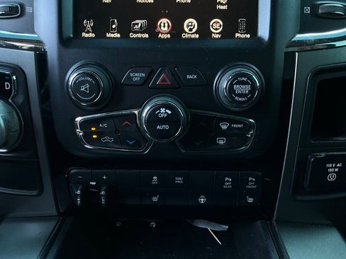 Used 2015 RAM 1500 Sport w/ Ignition Orange Sport Package image 27