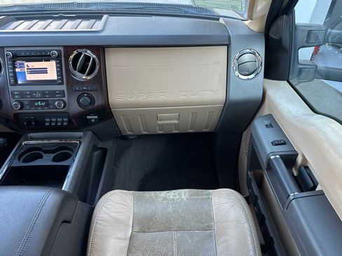Used 2011 Ford F250 Lariat w/ Lariat Ultimate Pkg image 29