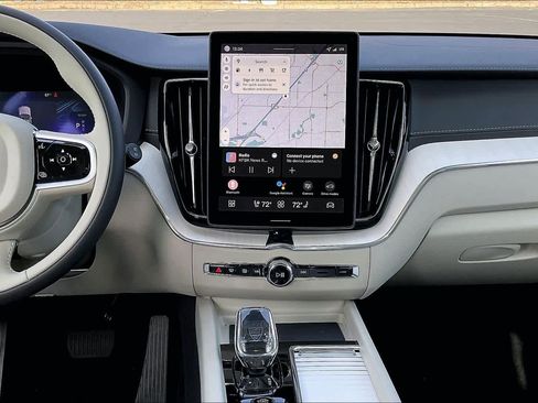 New 2026 Volvo XC60 T8 Ultra w/ Protection Package Premier image 9