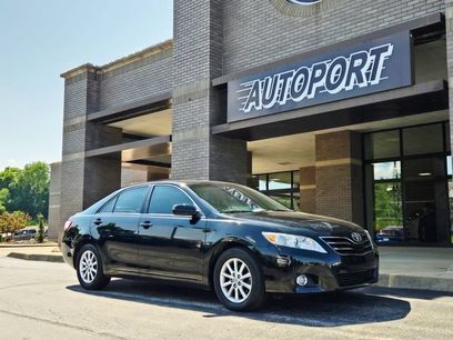 Used 2011 Toyota Camry XLE w/ SE/XLE Extra-Value Pkg