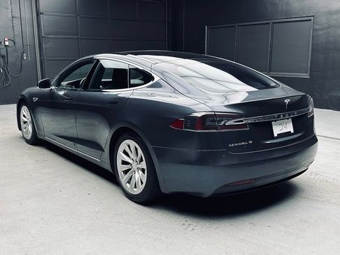 Used 2016 Tesla Model S 90D AWD/4WD image 5