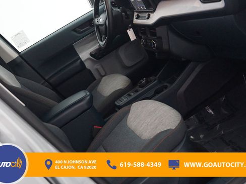 Used 2023 Ford Maverick XLT FWD image 8