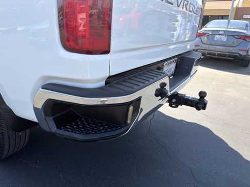 Used 2022 Chevrolet Silverado 2500 LT w/ LPO, Dark Essentials Package RWD image 19