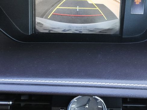 Used 2017 Lexus ES 300h image 16