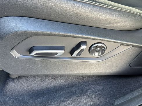 Used 2023 Acura MDX SH-AWD image 12