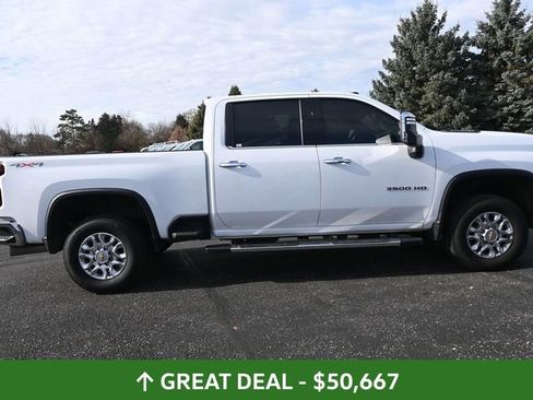 Used 2023 Chevrolet Silverado 3500 LTZ image 4