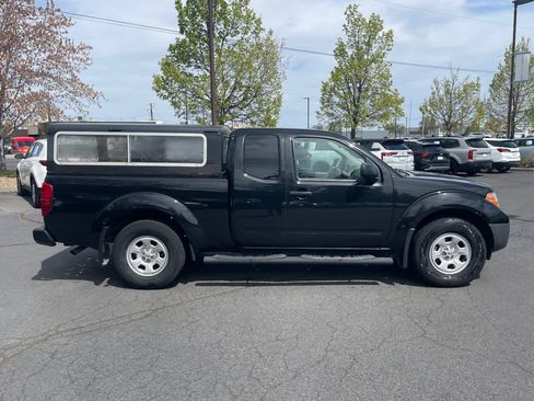Used 2020 Nissan Frontier S w/ S Utility Package image 6