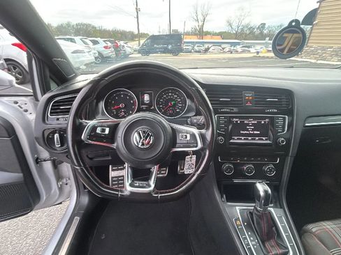 Used 2015 Volkswagen GTI S image 14