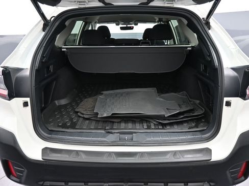 Used 2022 Subaru Outback Premium image 21