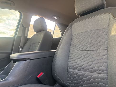 Used 2020 Chevrolet Equinox LT w/ LPO, Floor Liner Package image 32