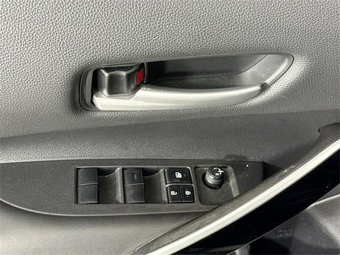 Certified 2022 Toyota Corolla XSE image 17