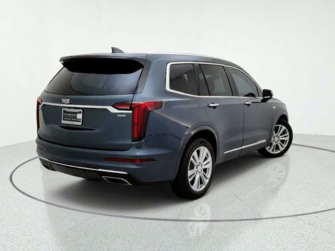 Used 2020 Cadillac XT6 Premium Luxury w/ LPO, Floor Liner Package FWD image 9