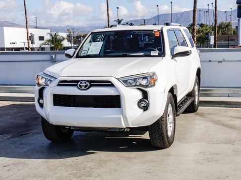 Used 2024 Toyota 4Runner SR5 AWD/4WD image 4