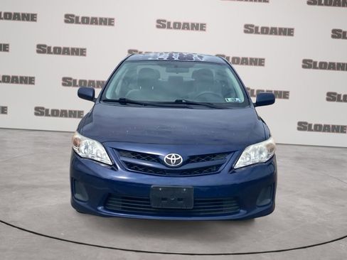 Used 2012 Toyota Corolla LE FWD image 3