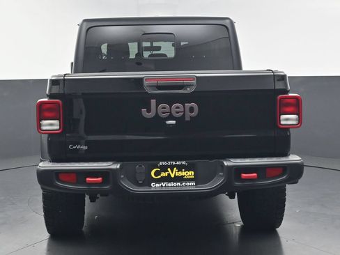Used 2021 Jeep Gladiator Rubicon AWD/4WD image 4